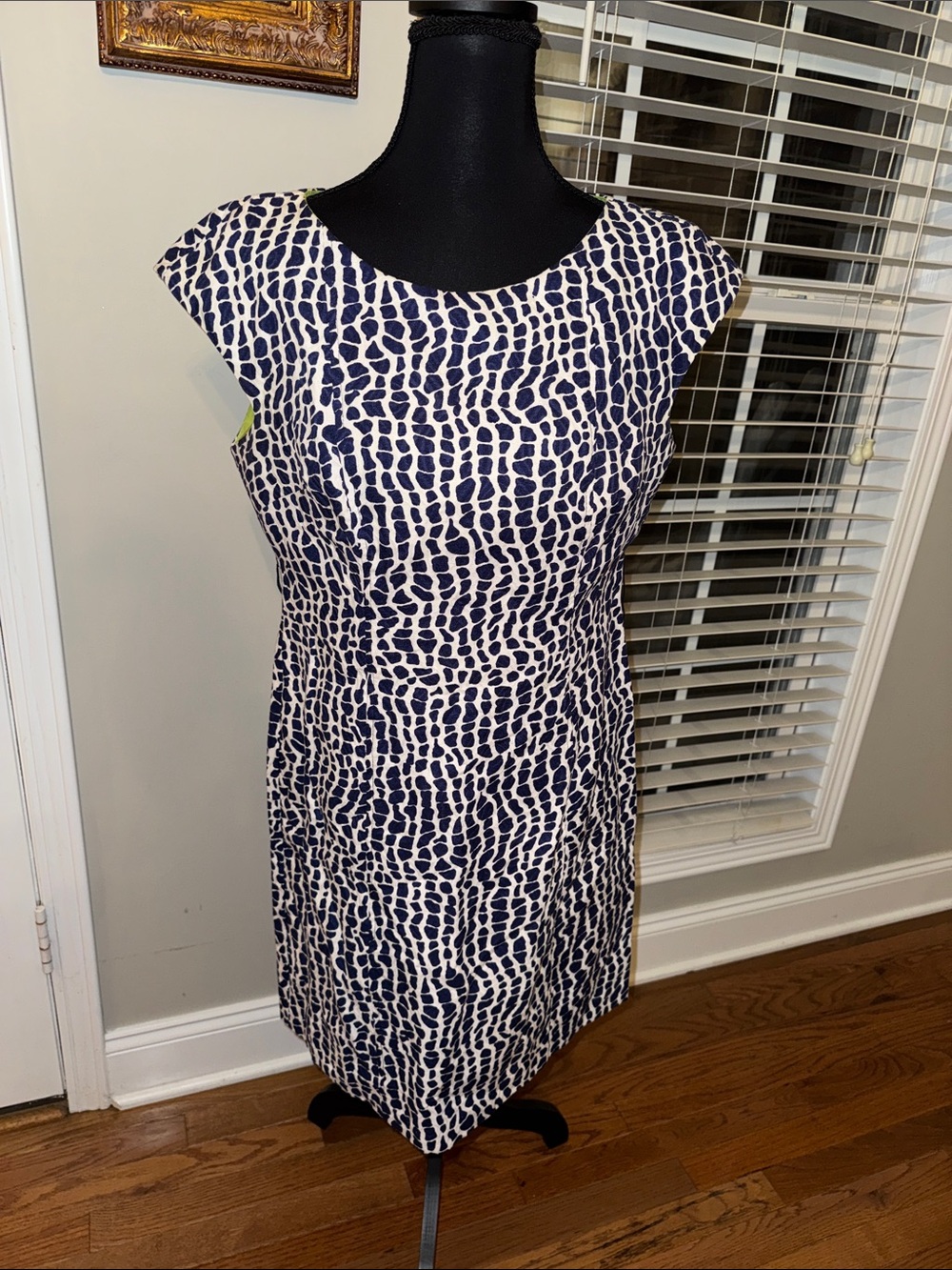 SIGNATURE by Robbie Bee Navy & White Cap-Sleeve Printed Midi Dress